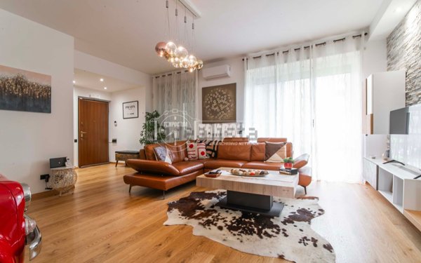 appartamento in vendita a Saronno