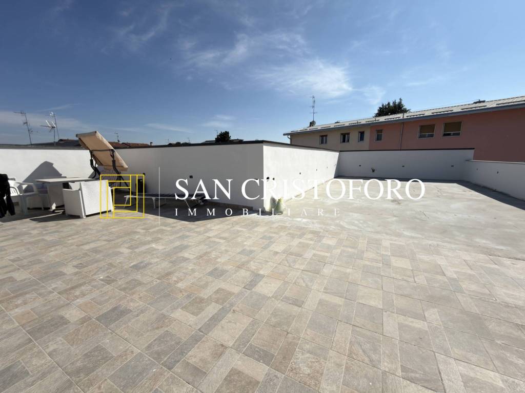 appartamento in vendita a Saronno