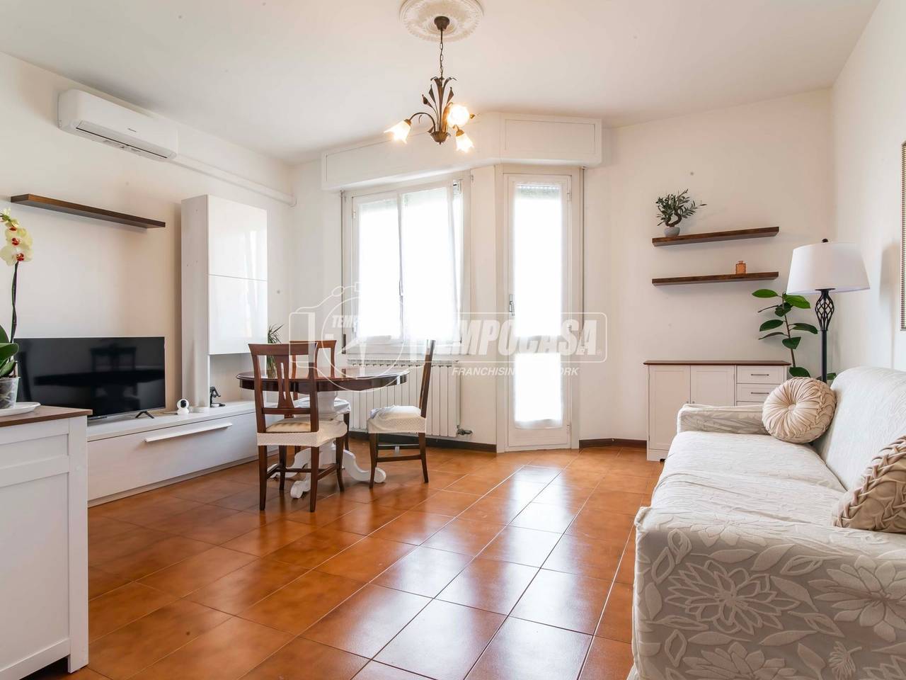 appartamento in vendita a Saronno