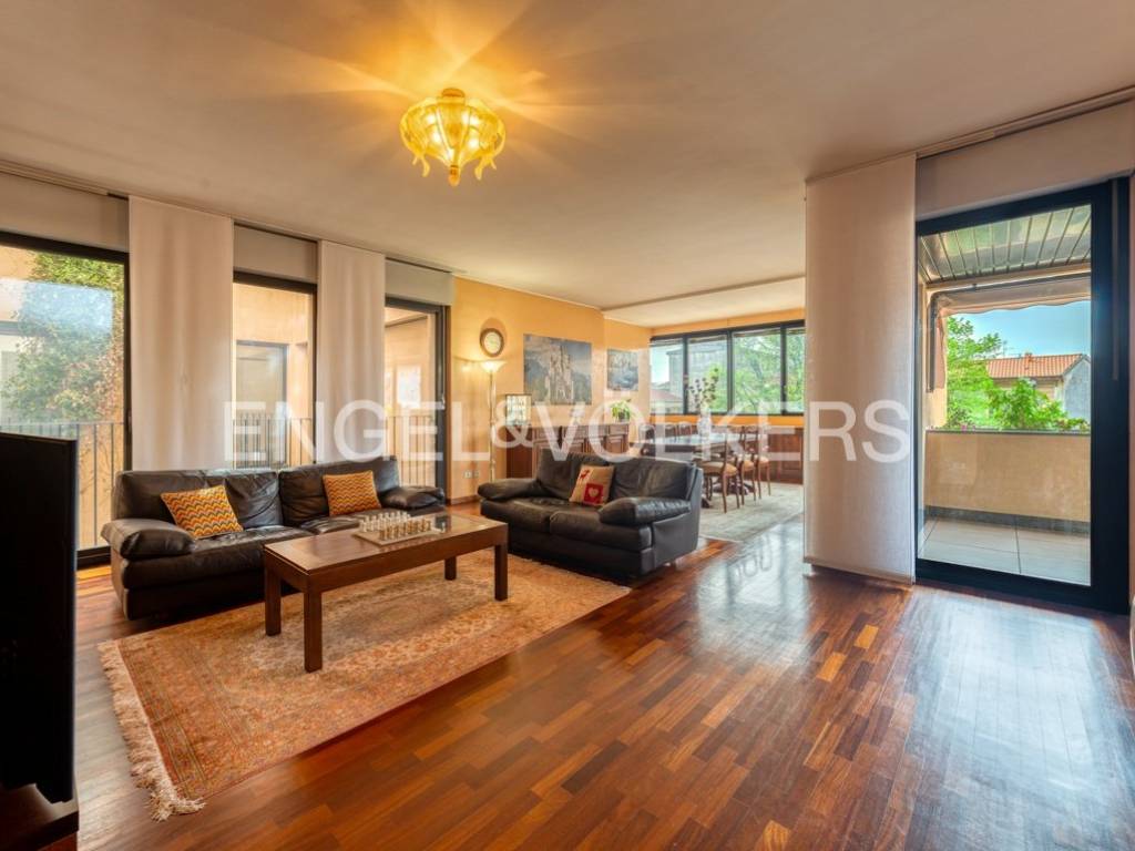 appartamento in vendita a Saronno