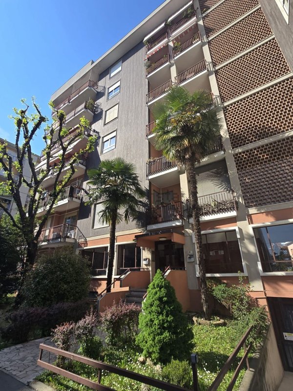 appartamento in vendita a Saronno