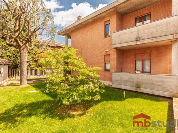 appartamento in vendita a Saronno