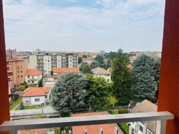 appartamento in vendita a Saronno