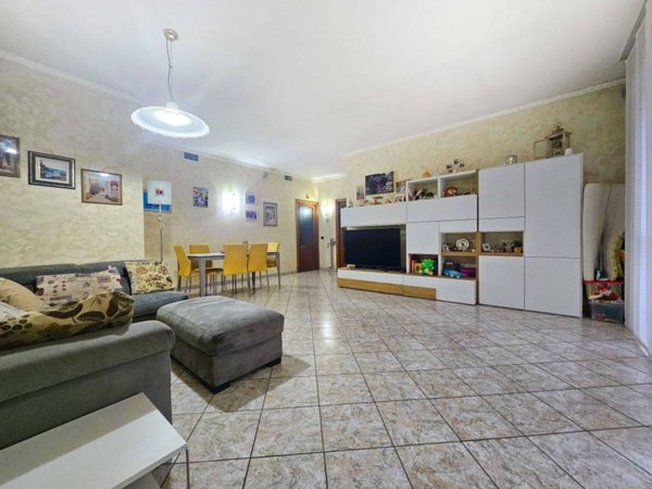 appartamento in vendita a Saronno