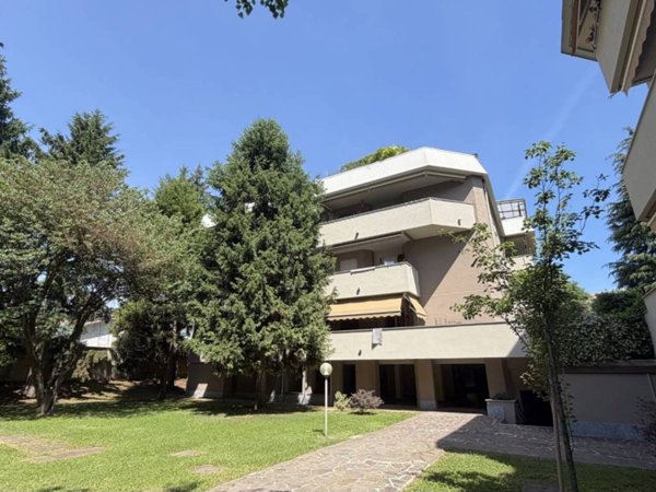 appartamento in vendita a Saronno
