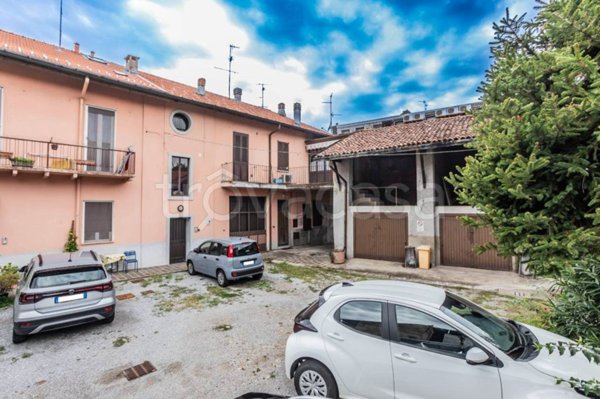 casa indipendente in vendita a Saronno