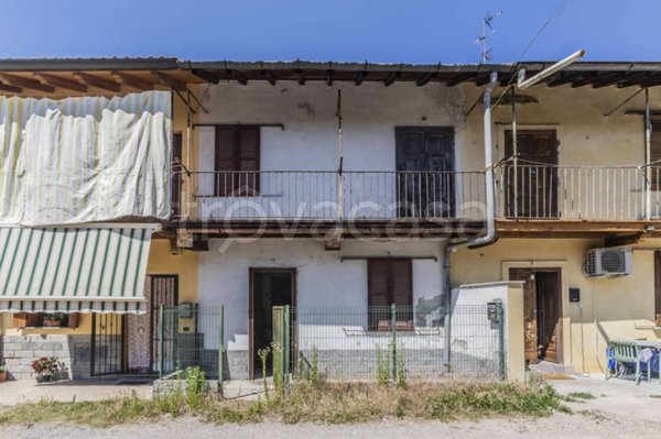 casa indipendente in vendita a Saronno
