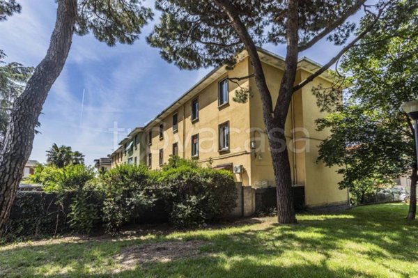appartamento in vendita a Saronno in zona Fusetti