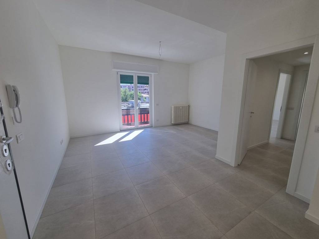 appartamento in vendita a Saronno in zona Fusetti