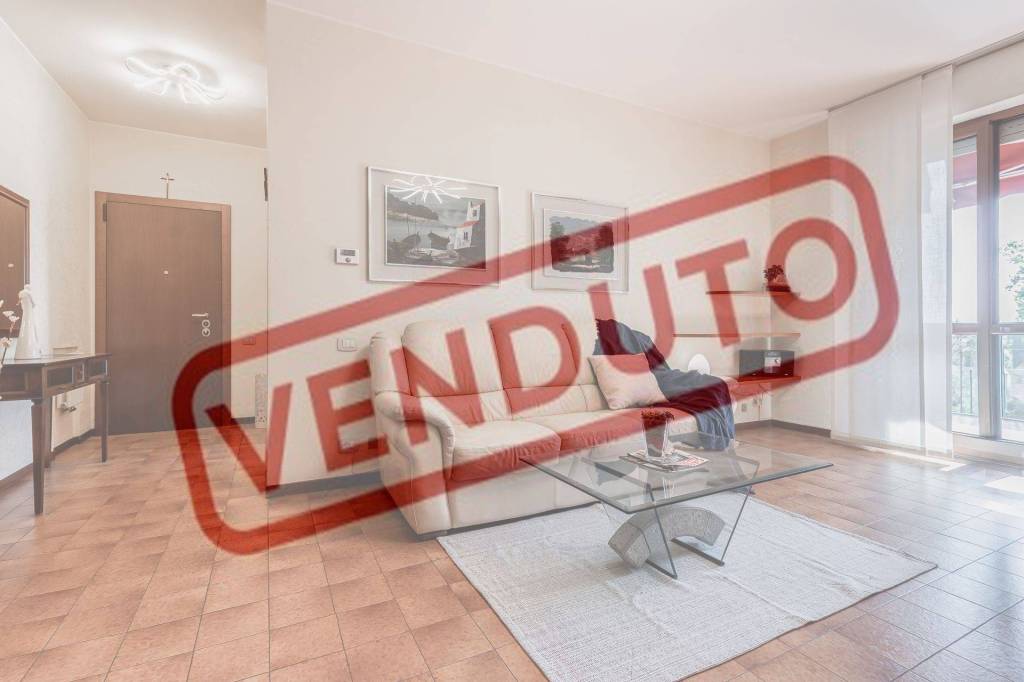 appartamento in vendita a Saronno