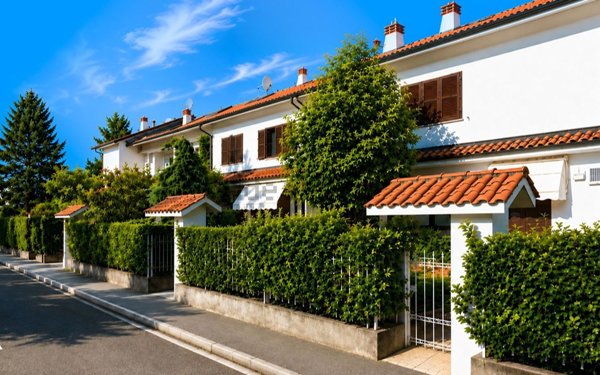 casa indipendente in vendita a Saronno