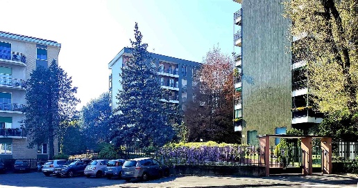 appartamento in vendita a Saronno in zona Campo dei Fiori
