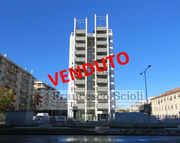 appartamento in vendita a Saronno