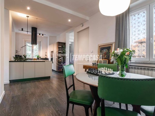 casa indipendente in vendita a Saronno