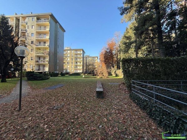 appartamento in vendita a Saronno