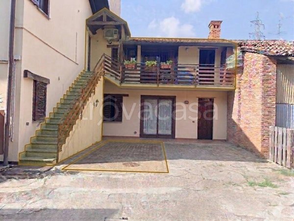 appartamento in vendita a Saronno