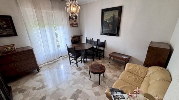 appartamento in vendita a Saronno