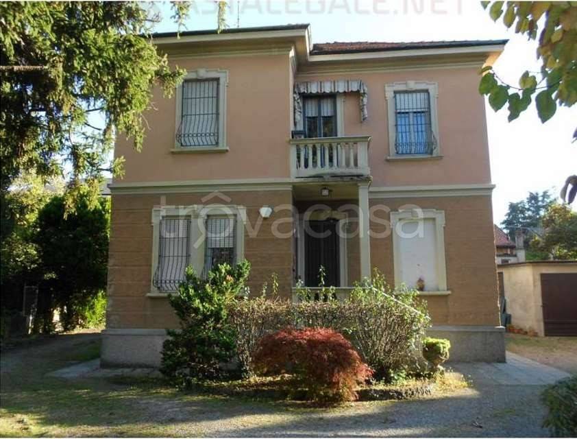 appartamento in vendita a Saronno