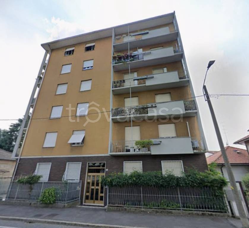appartamento in vendita a Saronno