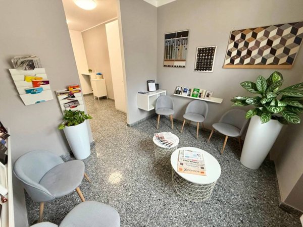 ufficio in vendita a Saronno