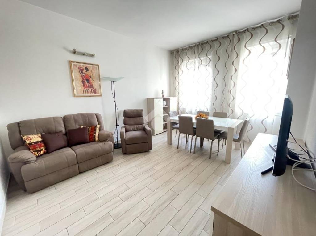 appartamento in vendita a Saronno