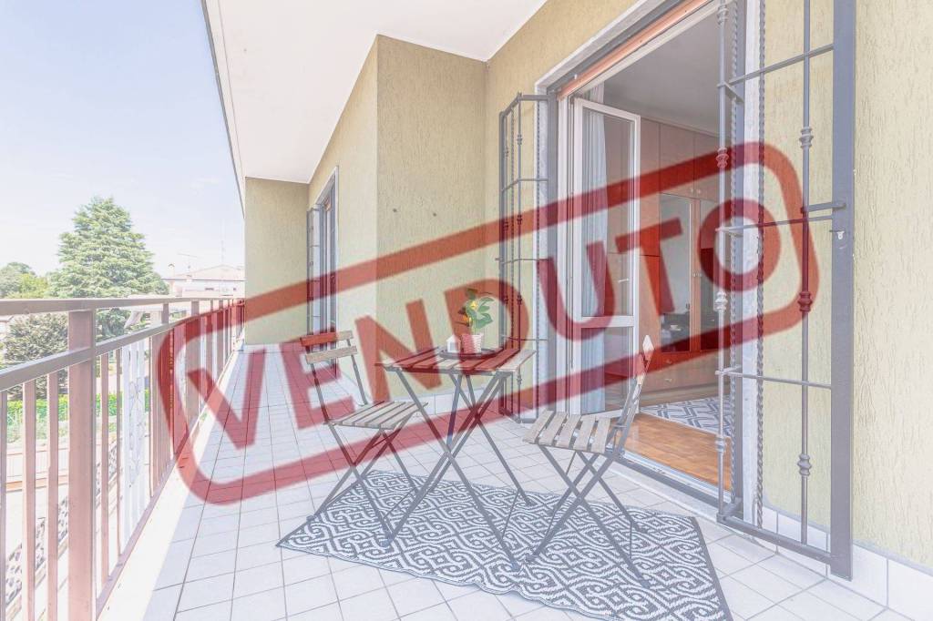 appartamento in vendita a Saronno