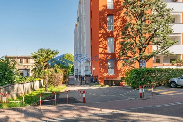 ufficio in vendita a Saronno