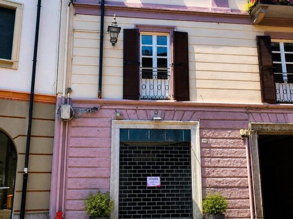 negozio in vendita a Saronno