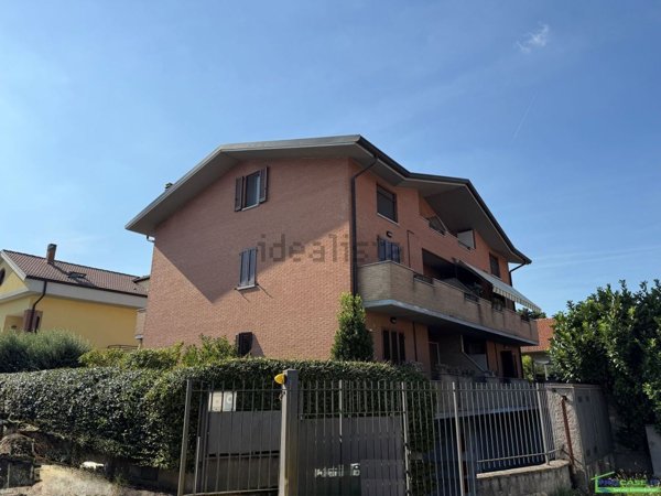 appartamento in vendita a Saronno in zona Dal Pozzo