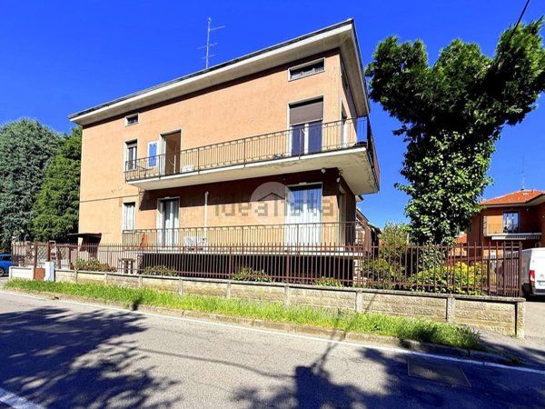 appartamento in vendita a Saronno