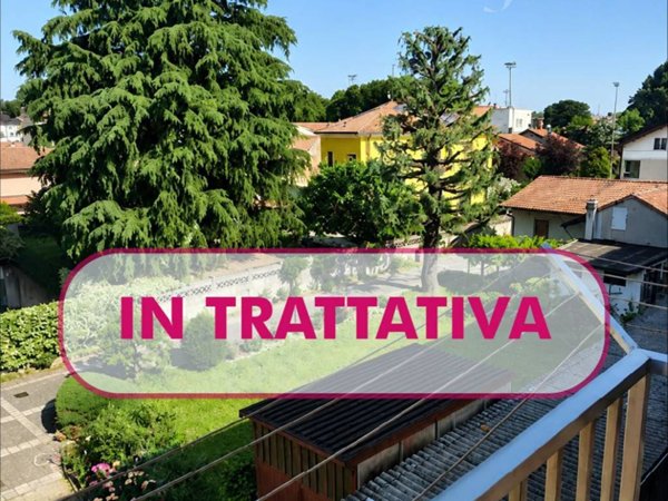 appartamento in vendita a Saronno in zona Cascina Colombara