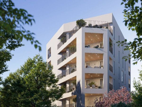 appartamento in vendita a Saronno in zona Campo dei Fiori
