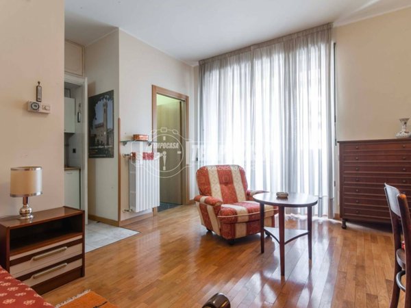 appartamento in vendita a Saronno in zona Fusetti