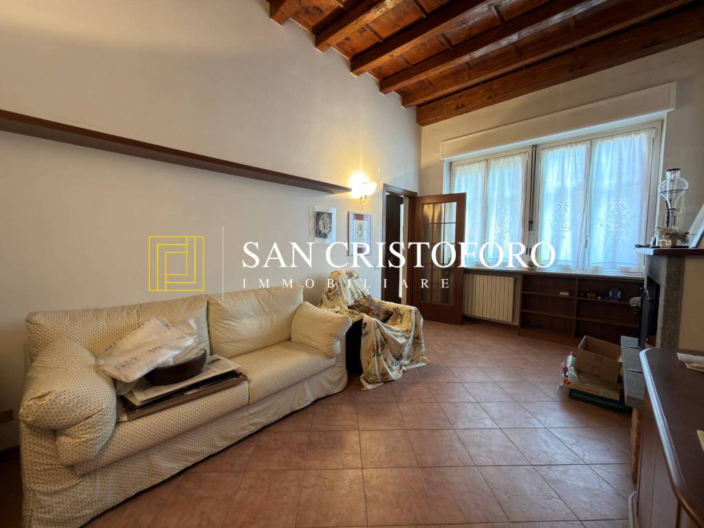 appartamento in vendita a Saronno