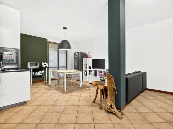 appartamento in vendita a Saronno