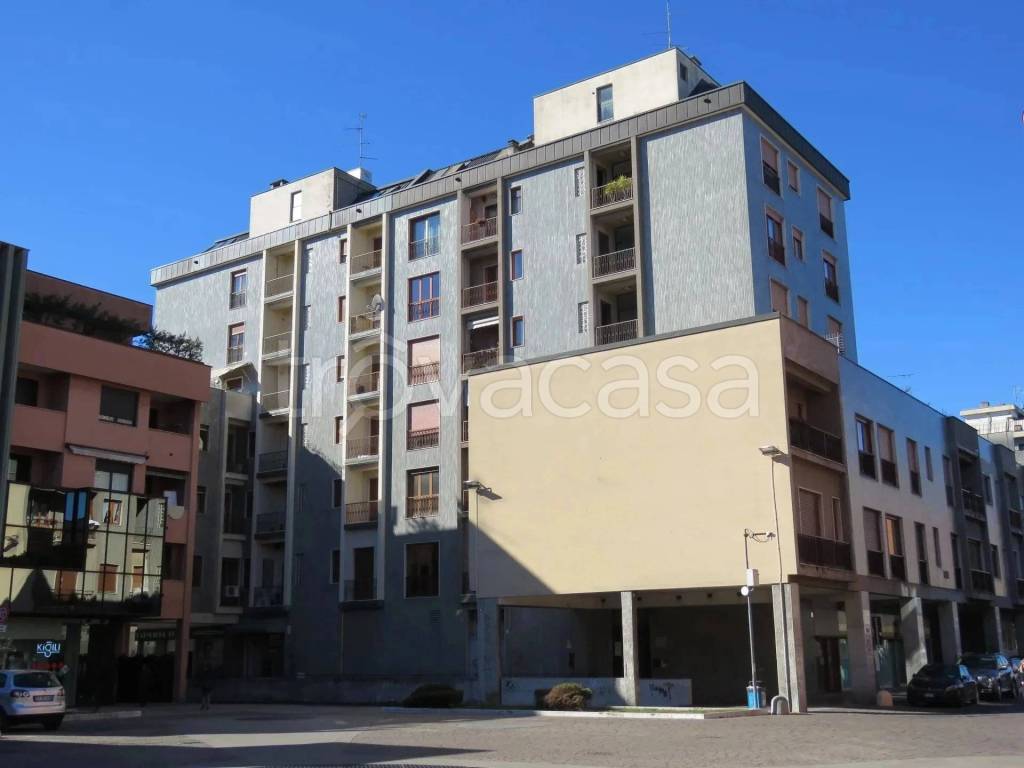 ufficio in vendita a Saronno