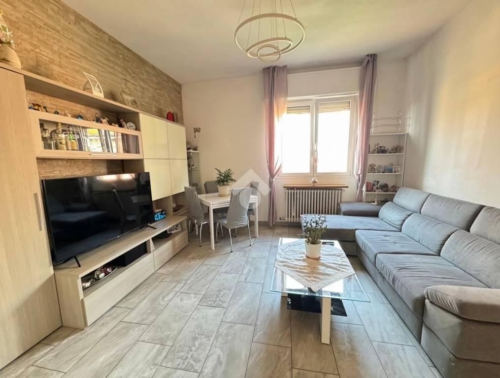 casa indipendente in vendita a Saronno