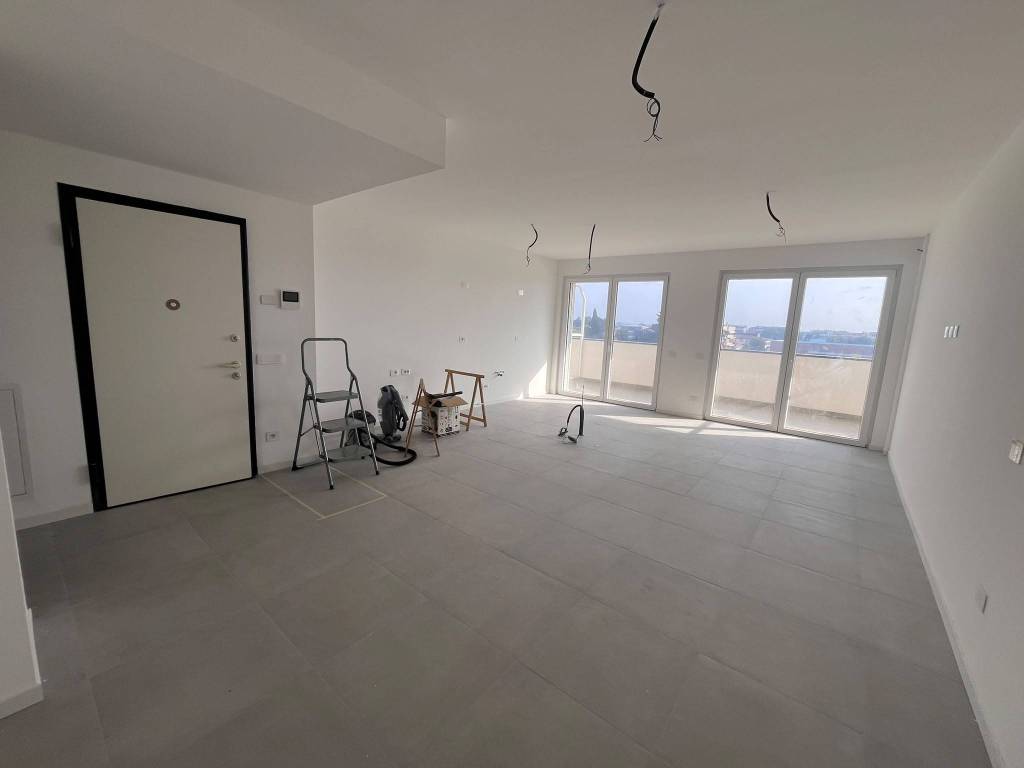 appartamento in vendita a Saronno in zona Dal Pozzo