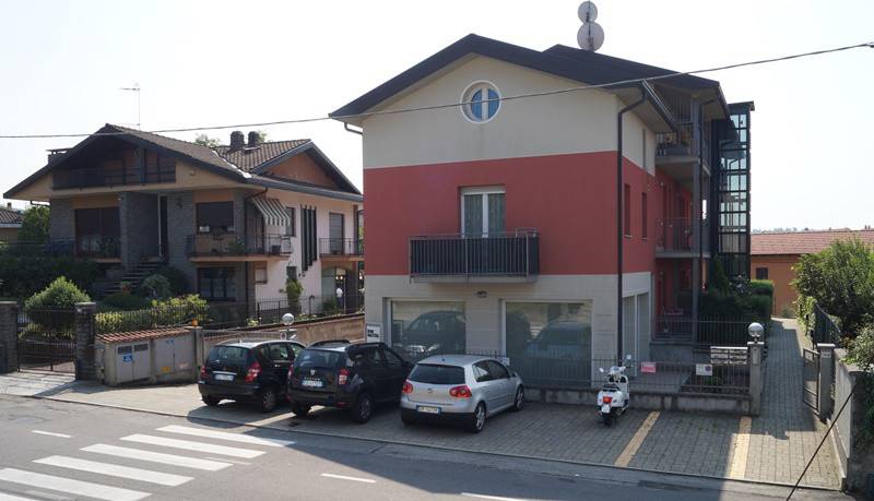 appartamento in vendita a Sesto Calende