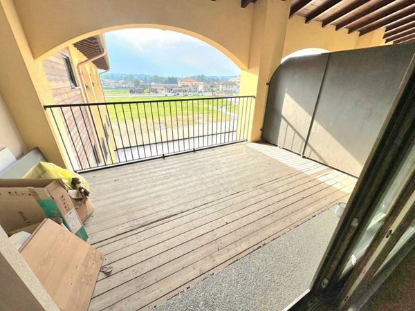 appartamento in vendita a Sesto Calende
