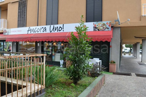 negozio in vendita a Sesto Calende