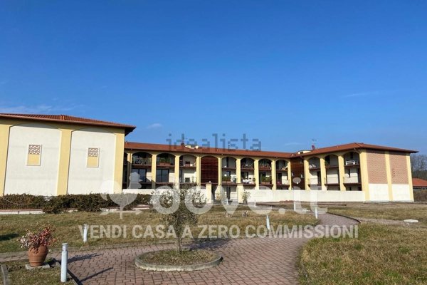 appartamento in vendita a Sesto Calende