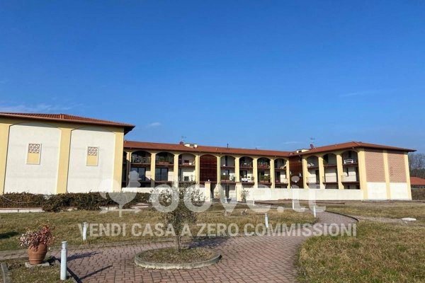 appartamento in vendita a Sesto Calende