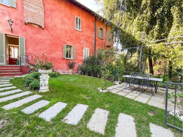 appartamento in vendita a Sesto Calende in zona Lentate