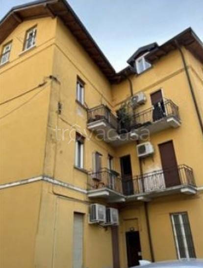 appartamento in vendita a Sesto Calende