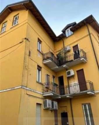 appartamento in vendita a Sesto Calende