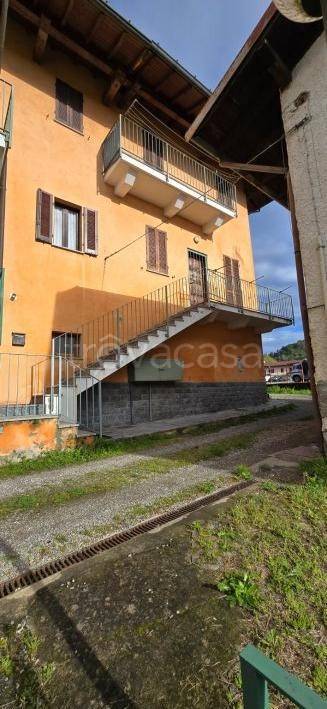 appartamento in vendita a Sesto Calende