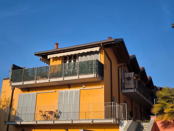 appartamento in vendita a Sesto Calende