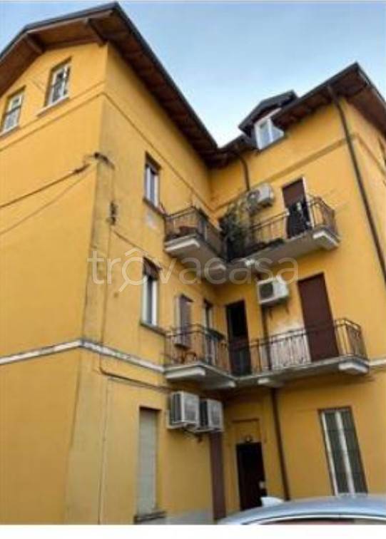 appartamento in vendita a Sesto Calende