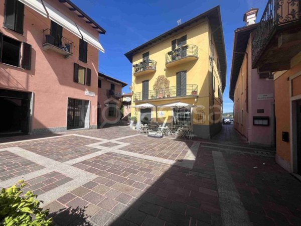 appartamento in vendita a Sesto Calende